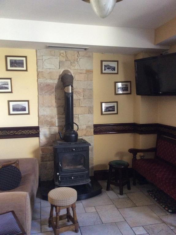 Achill Sound Hotel - Ostan Ghob A'Choire Ngoại thất bức ảnh