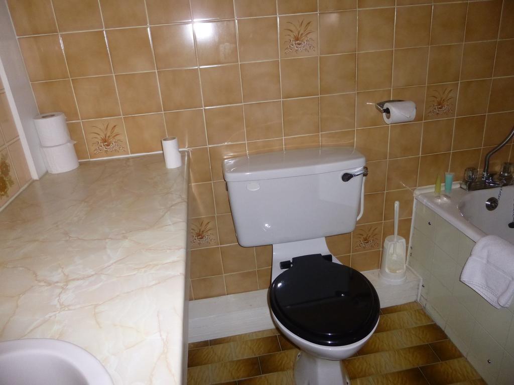Achill Sound Hotel - Ostan Ghob A'Choire Ngoại thất bức ảnh