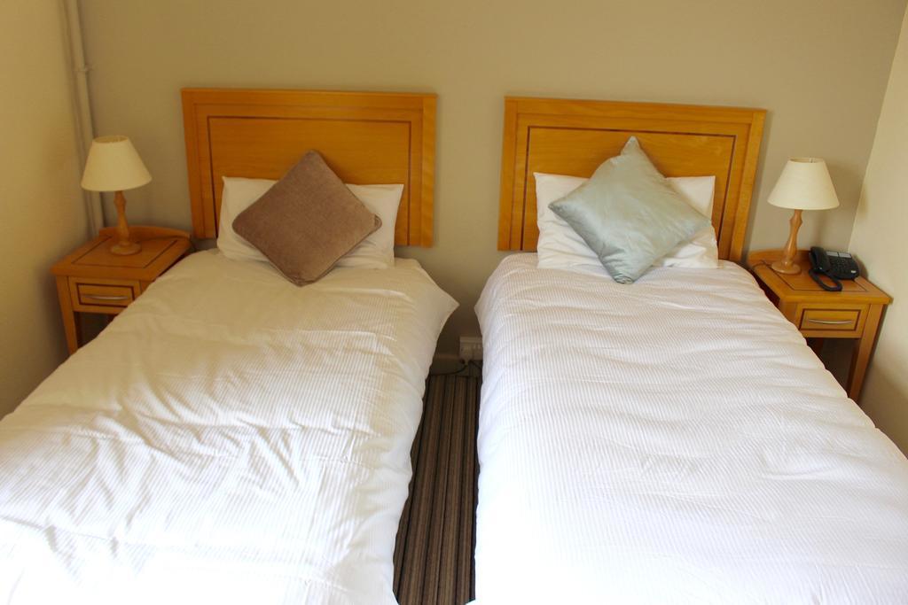 Achill Sound Hotel - Ostan Ghob A'Choire Ngoại thất bức ảnh