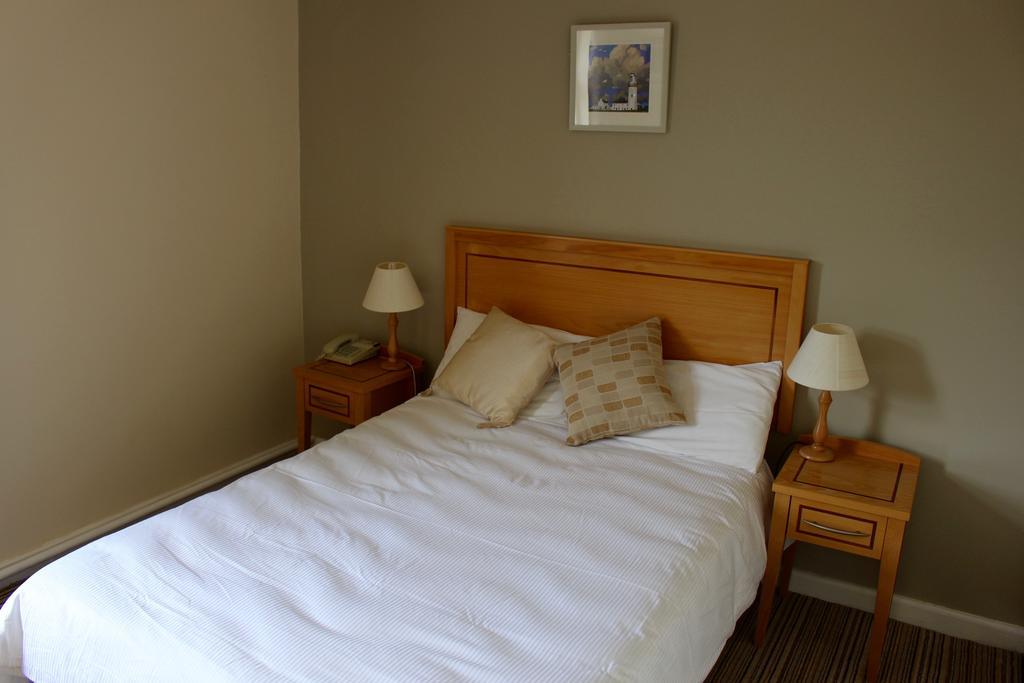 Achill Sound Hotel - Ostan Ghob A'Choire Ngoại thất bức ảnh