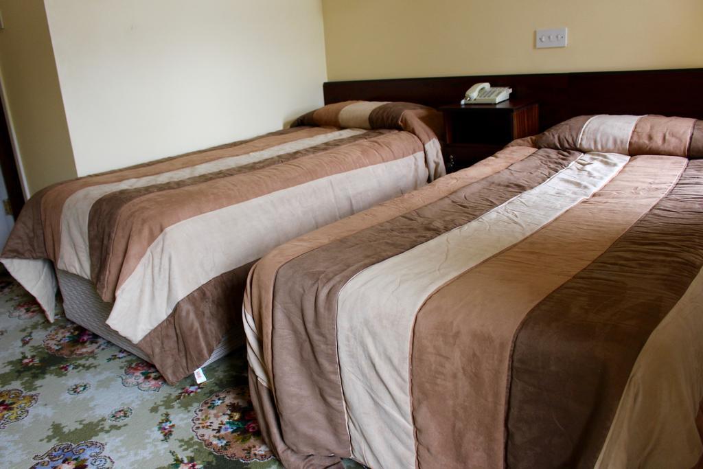 Achill Sound Hotel - Ostan Ghob A'Choire Ngoại thất bức ảnh