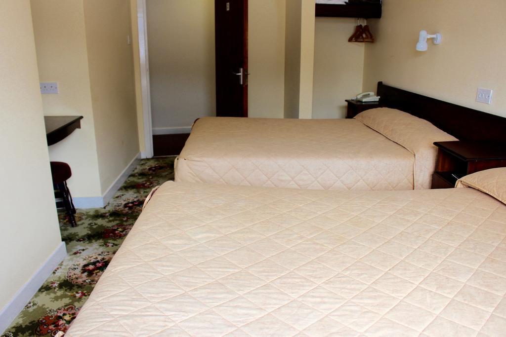 Achill Sound Hotel - Ostan Ghob A'Choire Ngoại thất bức ảnh